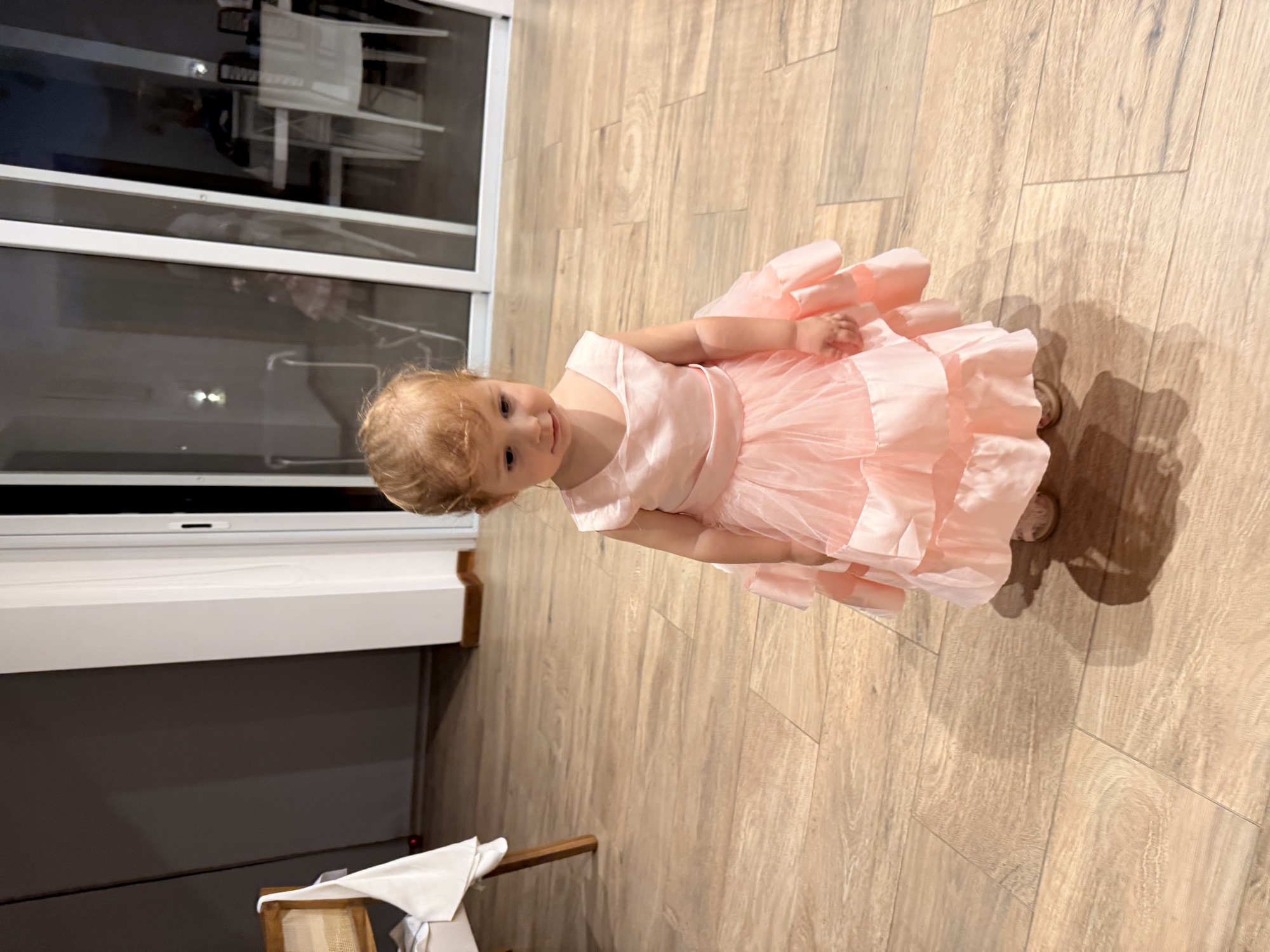 Madison con vestido de fiesta